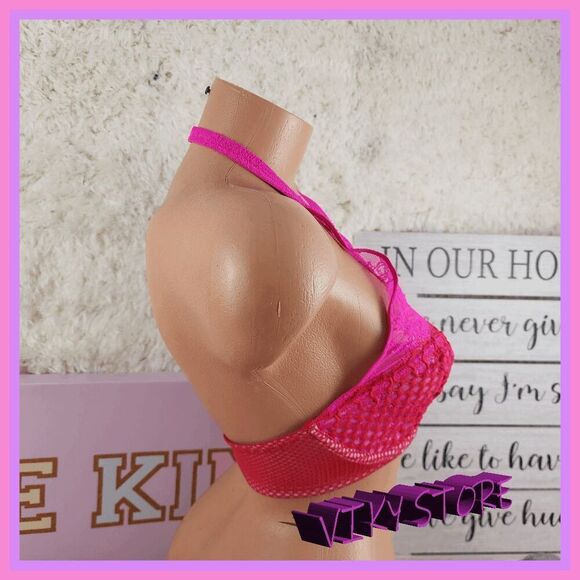 NWT Victoria's Secret Red Lace Plunge Bra 36C #7211 - Stunning Design 💖 NWT - Picture 3 of 6